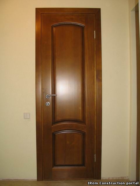 Двери деревянные межкомнатные от производителя.